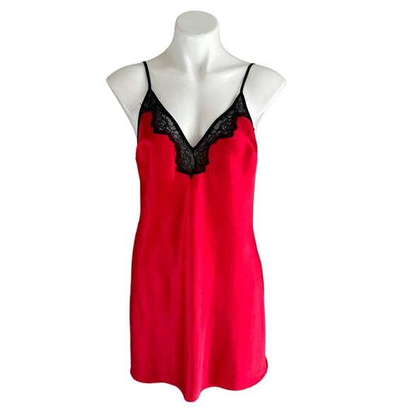 Victorias Secret Red Slip Dress with Black Lace Details Nightgown Satin Sz L Y2K - Picture 11 of 12